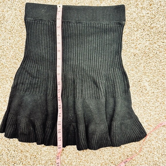 Free People Solid Gold Ruffle Mini Skirt Black NWT - Picture 7 of 10